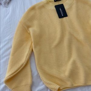 Pretty Little Thing sweater set